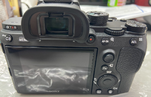 開封品　海外バージョン　ソニー SONY フルサイズミラーレス一眼 α7RM3 ボディ